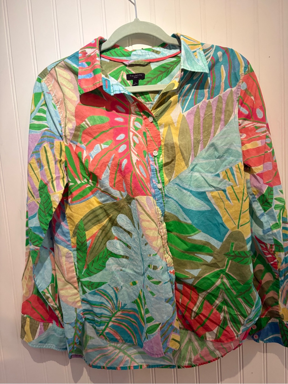 TALBOTS Lp Multicolor Tropical Print Button-Front blouse EUC